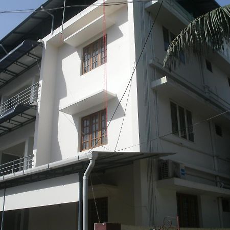 Kochi Jacaranda Holiday Home מראה חיצוני תמונה